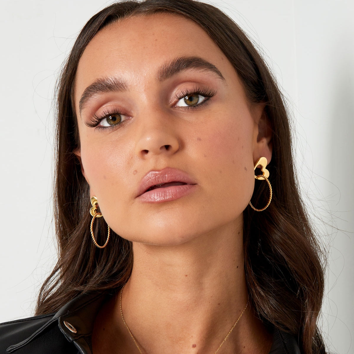 Pendientes de aro con forma de corazón