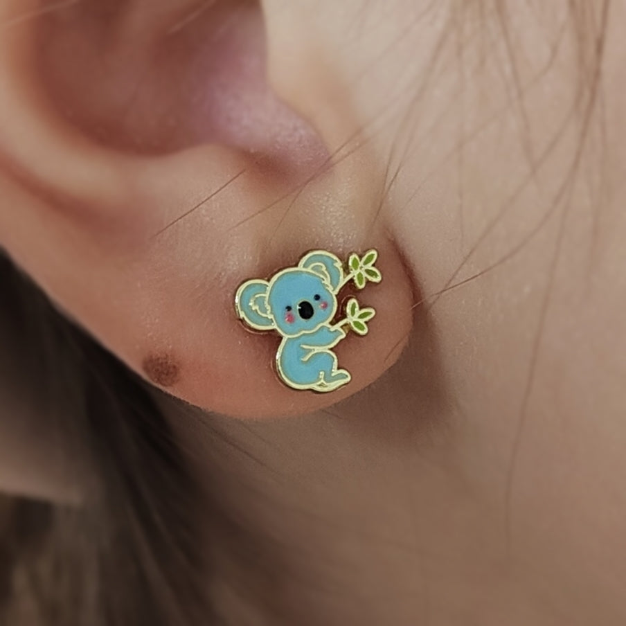 Pendientes Koala Girl Nation para niños hipoalergénicos