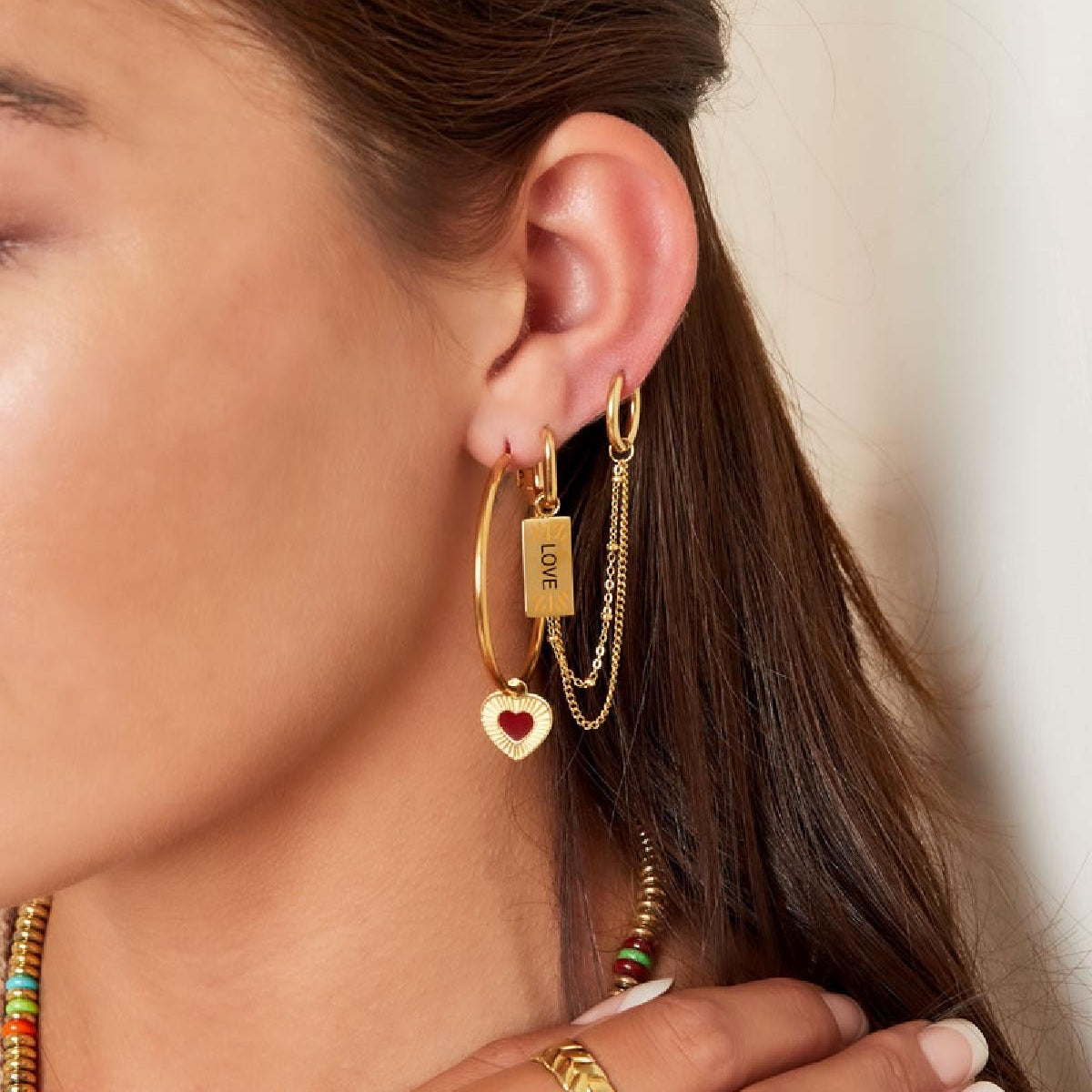 Pendiente único Love