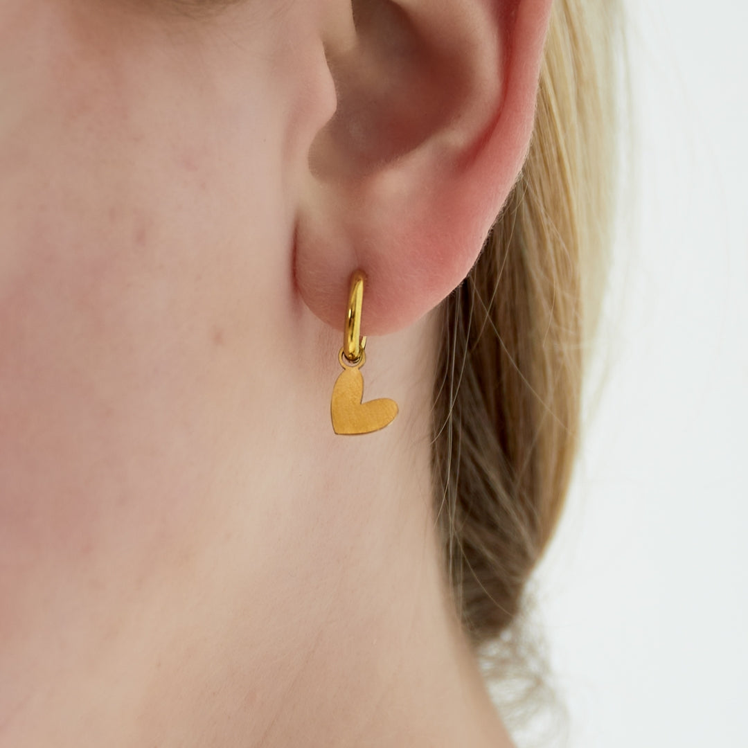 Pendientes Corazón Puro Color Dorado - Acero Inoxidable