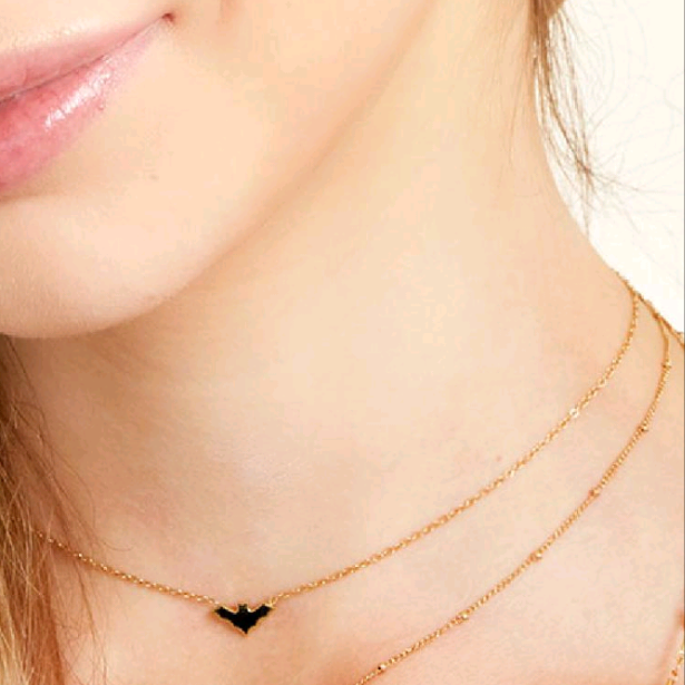 Collar de murciélago dorado - Acero inoxidable